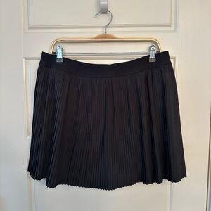 Old Navy NWT XL Active Black Mini Pleated Skort